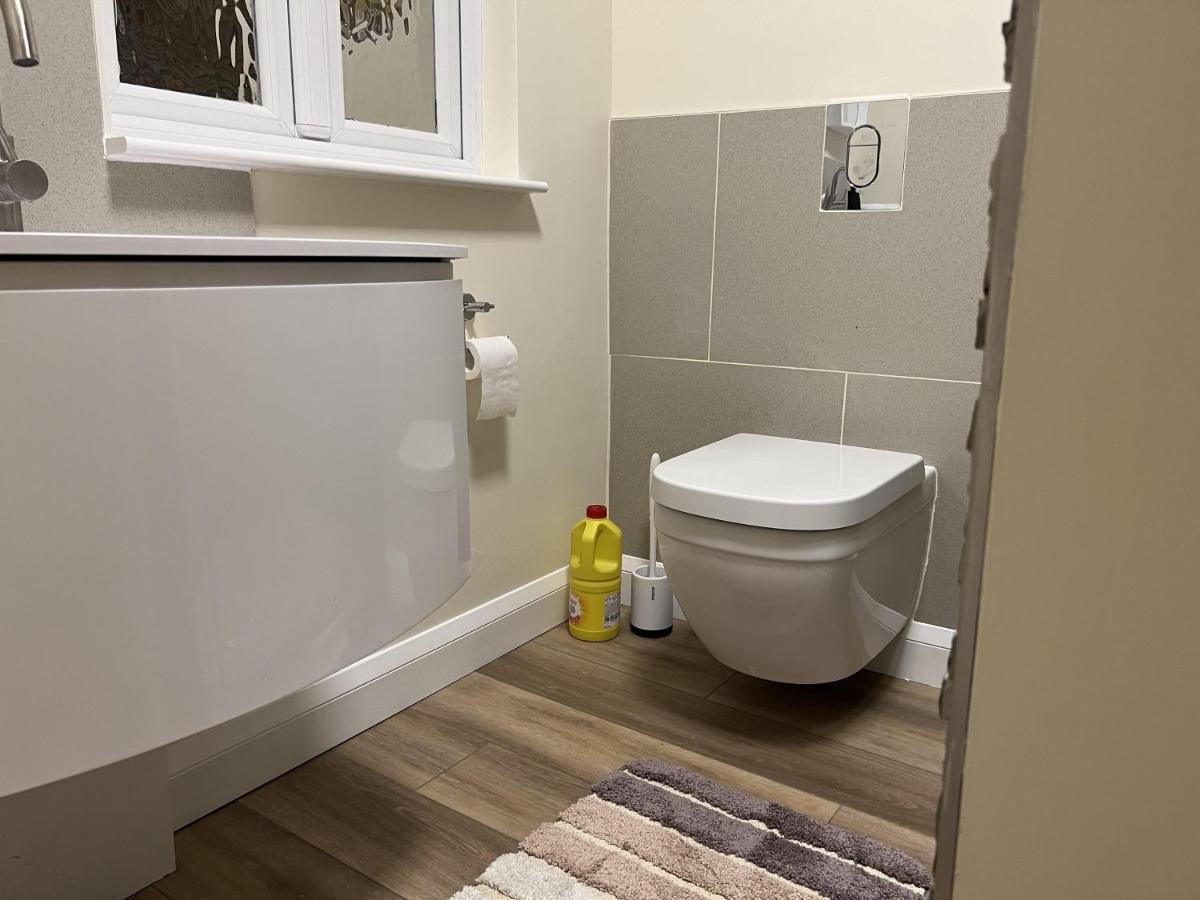Charming Woodland Lodge 2 Person 1 Bedroom Great Yarmouth Bagian luar foto